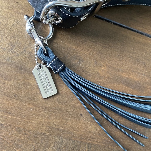 COACH Signature F065 Crossbody Purse - Picture 3 of 7